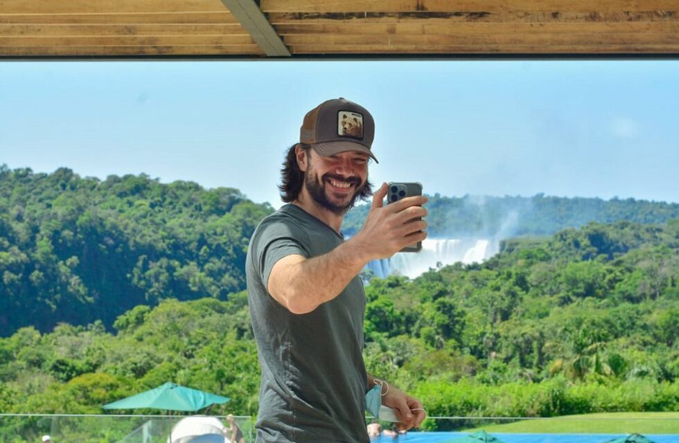 El Profesor, de la Casa de Papel, disfrutó de las Cataratas del Iguazú