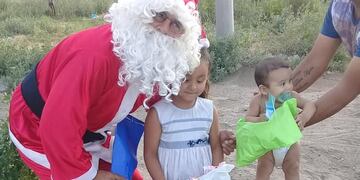 10 años llevando alegrías y repartiendo golosinas.