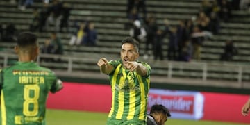 Con goles de Gabriel Hauche, el conjunto de Mar del Plata derrota al Ciclón