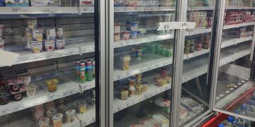 Decomisan alimentos de un supermercado por falta de frío