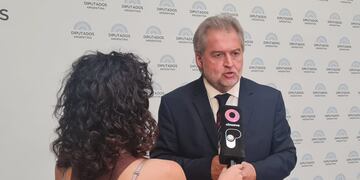 Roberto Mirabella se quejó por la escasa ayuda del gobierno nacional a Santa Fe por la sequía