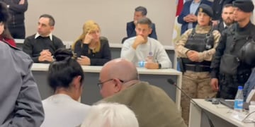 La reacción de Brenda Agüero tras conocer la sentencia. (Javier Colomer / La Voz)