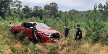 Millonario robo a una mujer en Guaraní: le sustrajeron diversas divisas y una camioneta.
