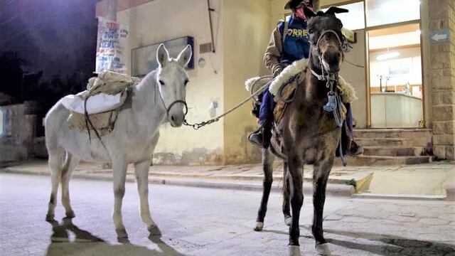 El operativo de traslado de las urnas comienza en la ciudad de Tilcara, en horas de la madrugada.