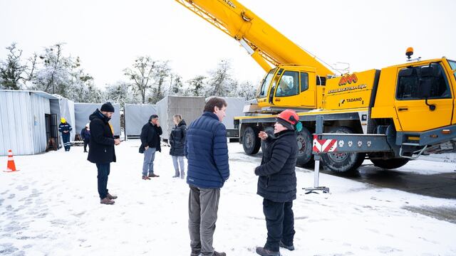 Gobernador de Tierra del Fuego, Gustavo Melella, tras recorrer la obra del Hospital Modular.