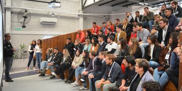 El tercer congreso nacional de "La generación", un espacio juvenil de Juntos por el Cambio, se realizó en Jujuy y la programación incluyó la visita de las delegaciones a empresas tecnológicas jujeñas.