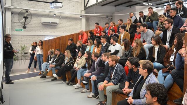 El tercer congreso nacional de "La generación", un espacio juvenil de Juntos por el Cambio, se realizó en Jujuy y la programación incluyó la visita de las delegaciones a empresas tecnológicas jujeñas.