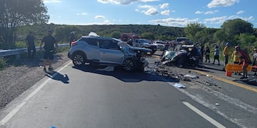Cuatro personas murieron y otras dos resultaron heridas, entre ellas un bebé, en las Altas Cumbres.