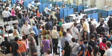 El 16 por ciento de los hogares argentinos recibe actualmente algún tipo de beneficio social o planes del Gobierno.