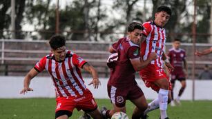 9 de Julio le ganó en Villa Ramallo a Defensores de Belgrano.
