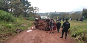 Despiste y vuelco dejó como saldo un herido de gravedad.