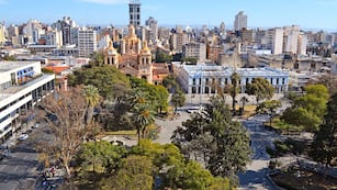 Una tiktoker de Buenos Aires vino a la ciudad y destacó "el encanto cordobés".
