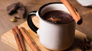 Infusión para una tarde invernal: la exquisita receta de chocolate caliente para combatir las bajas temperaturas.