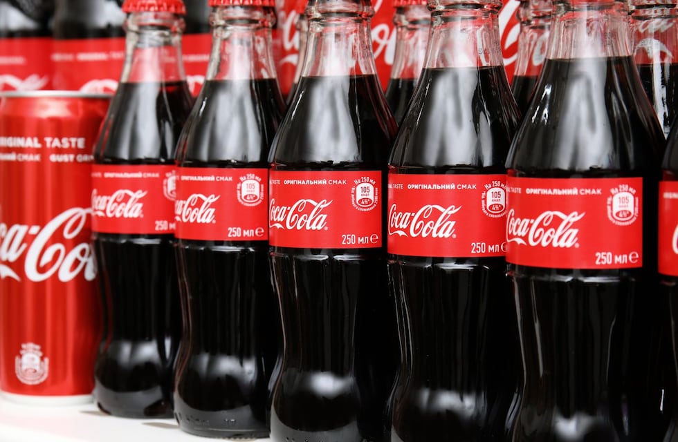 Coca Cola ofrece trabajo en Córdoba: cuáles son los puestos, los requisitos y cómo postularse