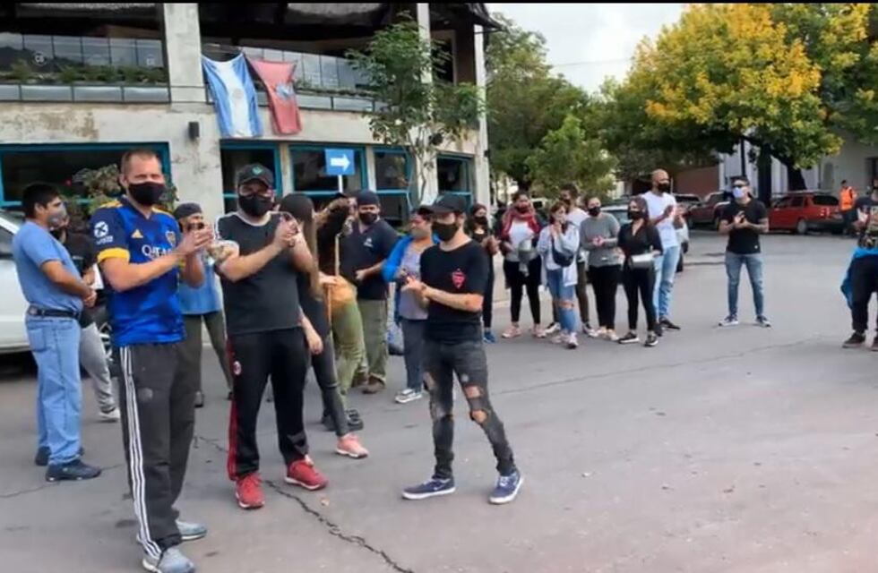 Coronavirus en Salta: gastronómicos marcharon en contra de la restricción horaria