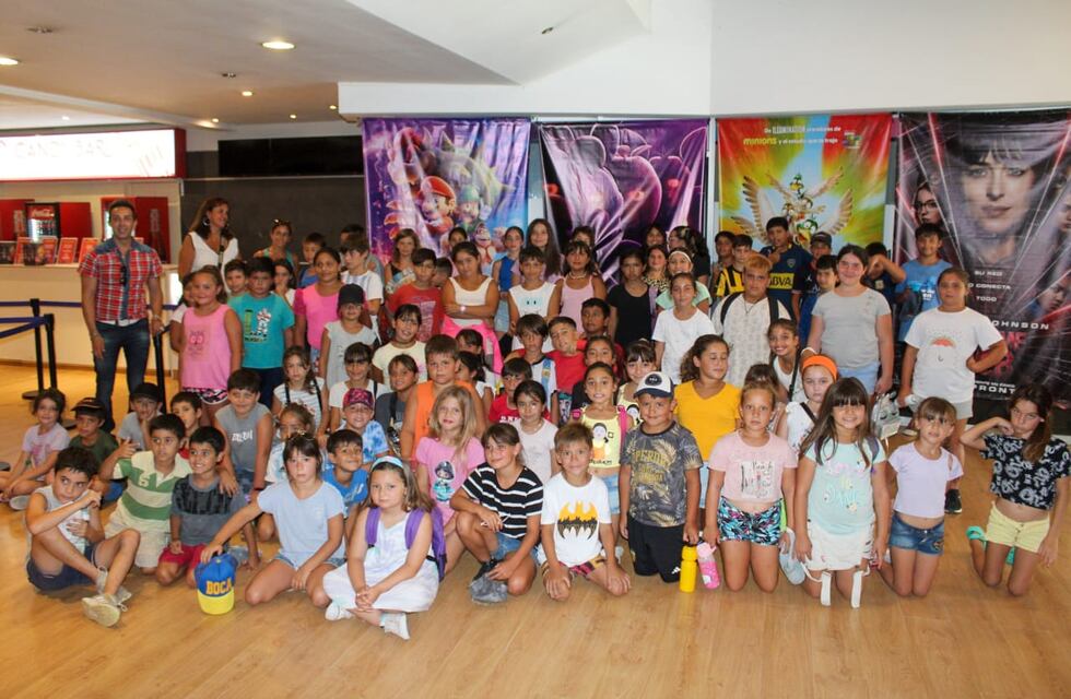 Con una jornada en el Cine Tortoni cerró el programa Escuelas Abiertas