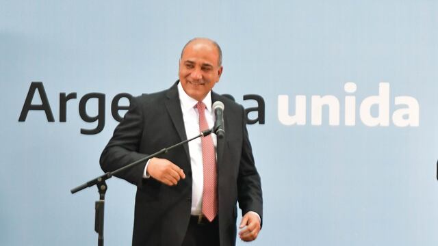 La presencia de Juan Manzur en el Gabinete encendió alarmas por el futuro de la ley de etiquetado (Foto Federico López Claro)