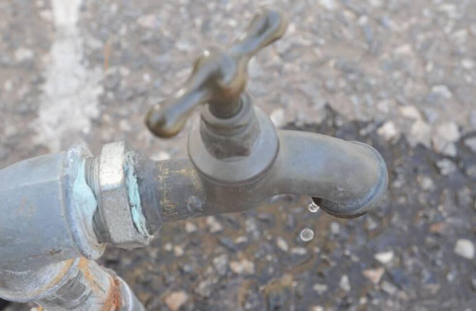 Tres Arroyos: reparaciones y cortes de luz programados afectan el suministro de agua