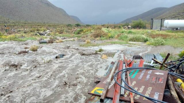 Solicitan a la gente no circular por caminos de montaña ni estar a la vera de río y arroyos hasta que pase el alerta de tormentas.