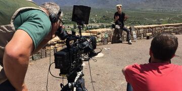 Un equipo de Telefe trabaja en Mendoza preparando lo que será le Voz Argentina 2021.