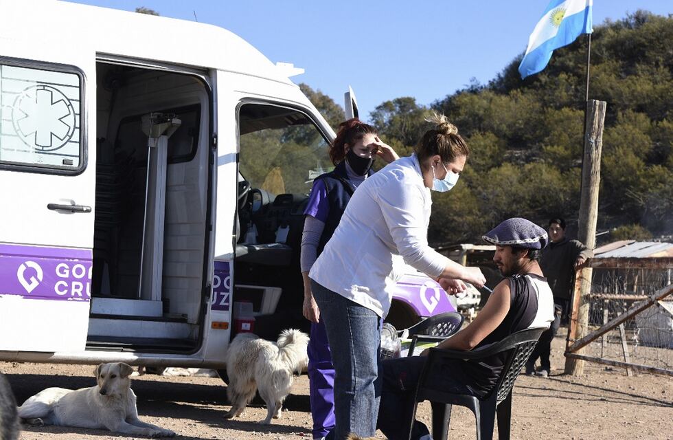 Vacuna Covid-19 en Mendoza: operativo en puestos del piedemonte