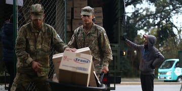El reparto de alimentos ya comenzó por parte del Ejército