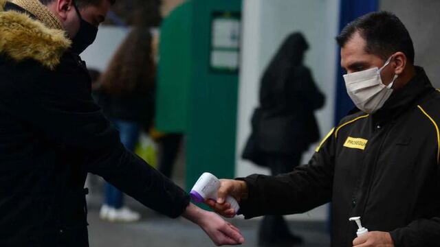 Ya no será obligatorio tomar la temperatura en los ingresos de los distintos locales (La Voz).