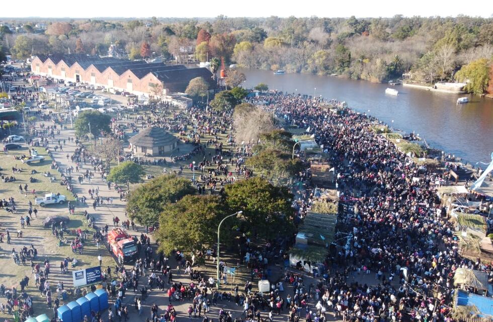 Más de 40 mil personas pasaron por “La fiesta del 25 de Mayo”