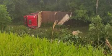 El Soberbio: Un camionero falleció tras despistar sobre la ruta provincial 13.