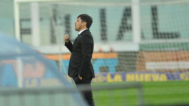 El Cacique Medina insistió en que lleguen cuatro o cinco refuerzos más (Foto: Javier Ferreyra).