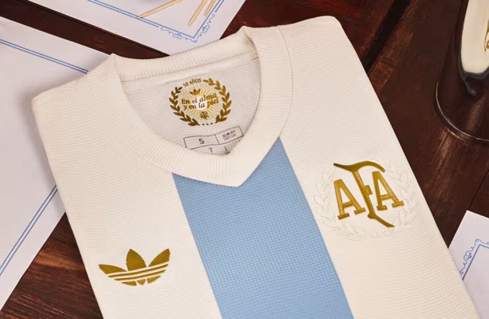 Quién es el reconocido cordobés que integra la lista de los 100 mejores futbolistas de la historia