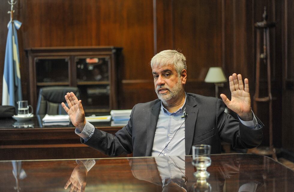 Precios congelados: el Gobierno apunta contra dos empresas que se oponen a la medida