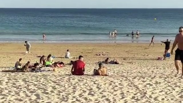 Los futbolistas de la Selección Argentina estaban pasando la tarde en una playa de Portugal.
