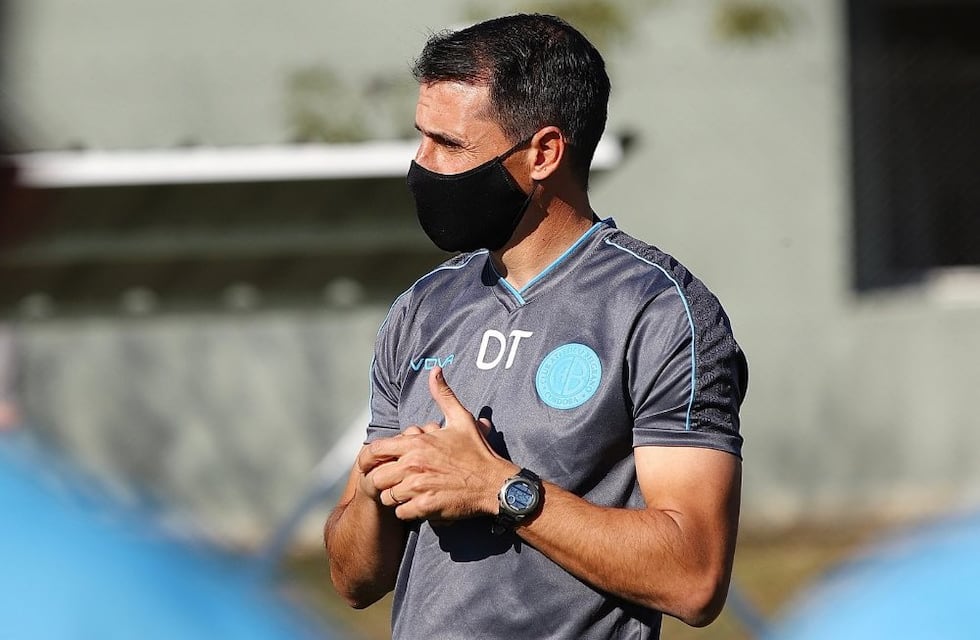 Guillermo Farré le pone fútbol a Belgrano