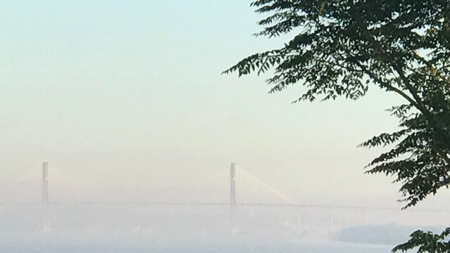 Volvió el humo a las islas frente a Rosario (@MauroYasprizza)