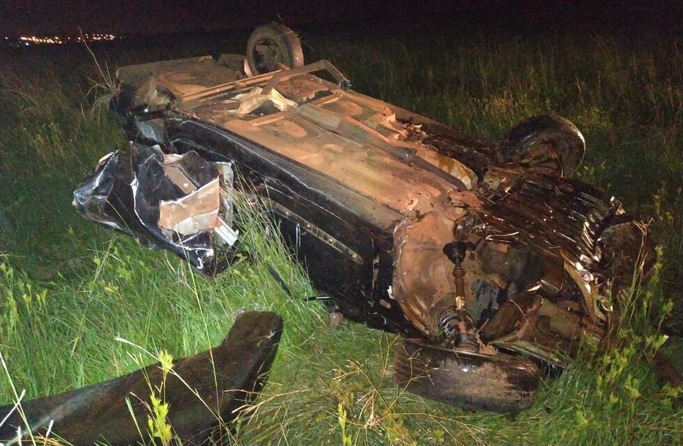 Posadas: falleció tras despistar con su auto y su acompañante resultó herida