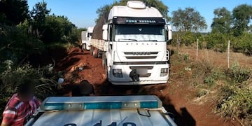 Vuelven a detener a tres camiones con soja ilegal en el ingreso de Misiones