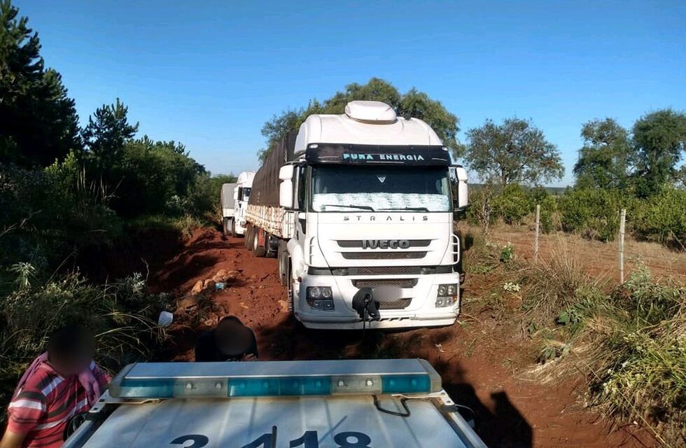 Vuelven a detener a tres camiones con soja ilegal en el ingreso de Misiones