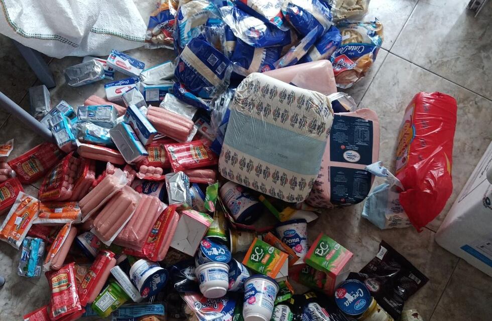 Bromatología decomisa alimentos vencidos en un comercio de Tres Arroyos