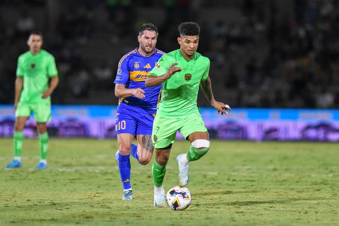 El colombiano Diego Valoyes, con chances de volver a Talleres. (Instagram Diego Valoyes).