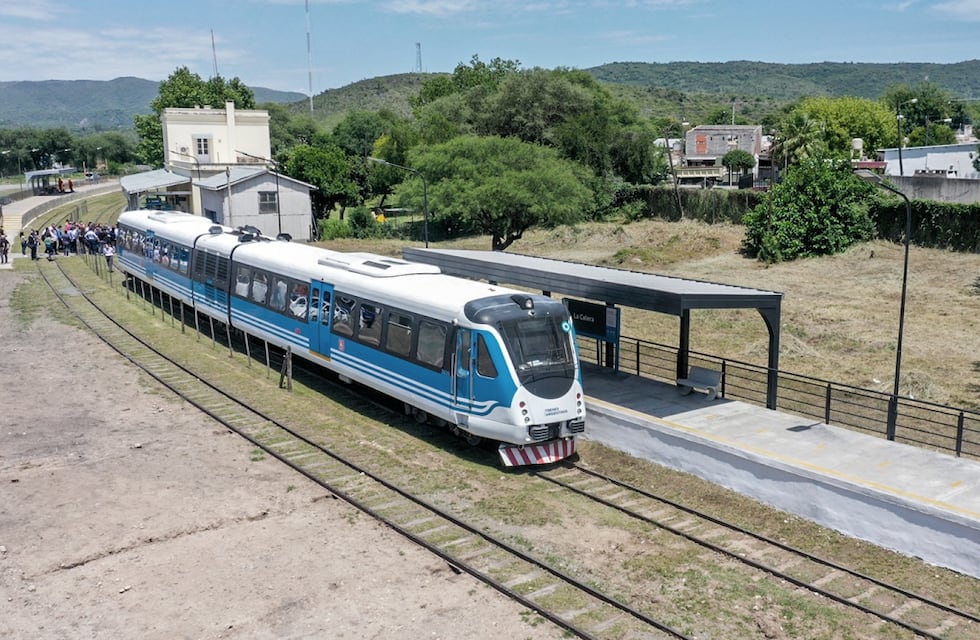 Un hombre fue embestido por el Tren de las Sierras en Córdoba: investigan cómo sucedió