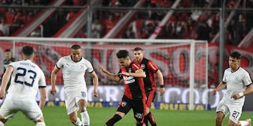 Cristian Ferreira es titular en la visita.