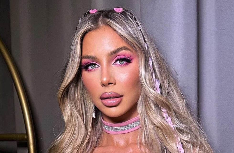 Crop top blanco y jean: Romina Malaspina cautivó a sus fans como DJ