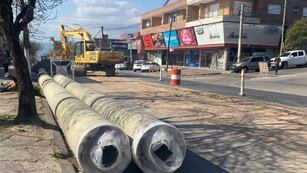 Continúan los cortes en Av. Cárcano por el avance del nuevo acueducto
