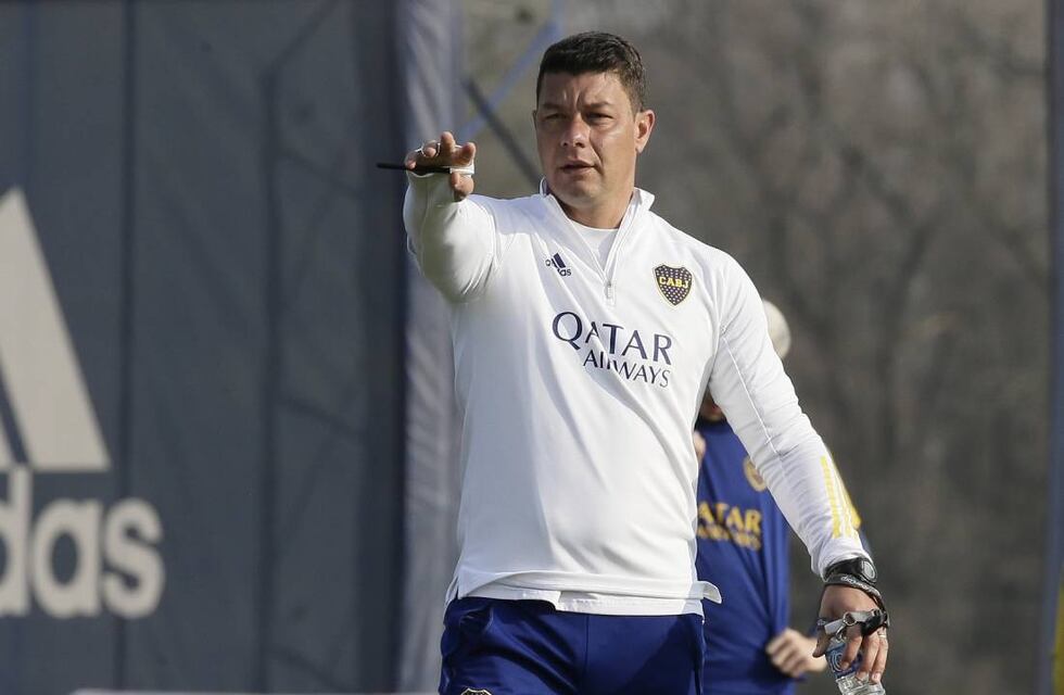 Boca: Sebastián Battaglia dio un sorpresivo comunicado por los rumores de conflictos con Riquelme