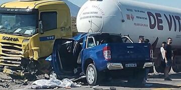 Accidente fatal en Pareditas: murió un hombre y sus dos hijas