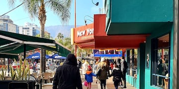 Pleno centro este mediodía en Carlos Paz, en vísperas del Día del Padre.