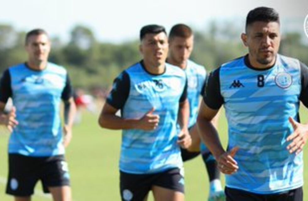 El plantel de Belgrano para su debut en Alberdi