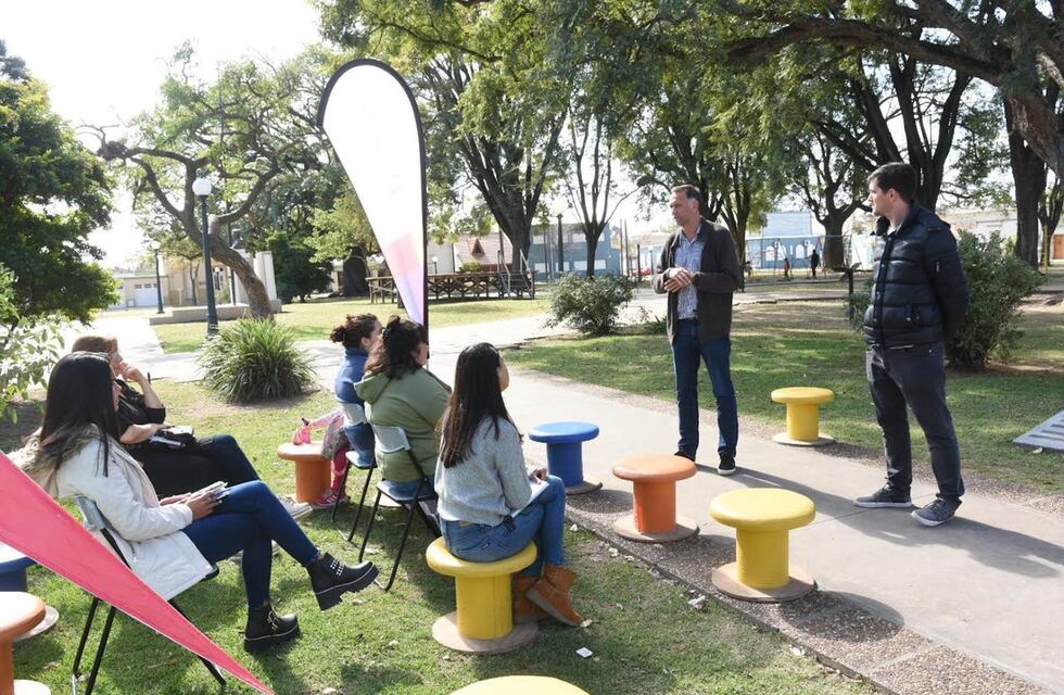 En Rafaela en Acción se capacita a los comerciantes barriales