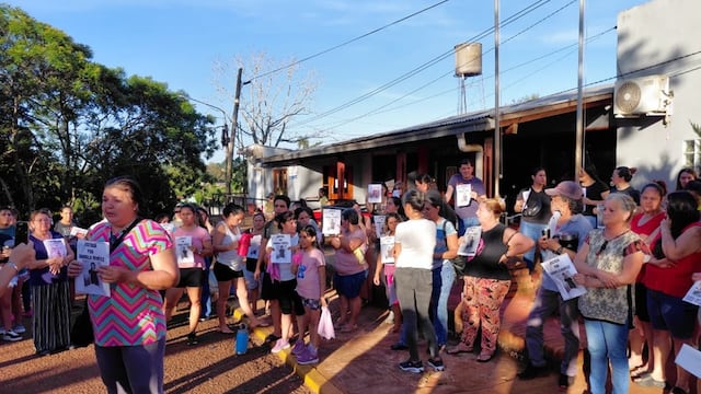 Detuvieron a la madre de la niña de 12 años que falleció luego de intentar quitarse la vida en la Colonia Victoria.